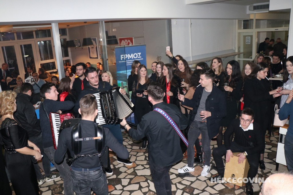 FPMOZ: U Kampusu u Rodoču održan Božićni domjenak