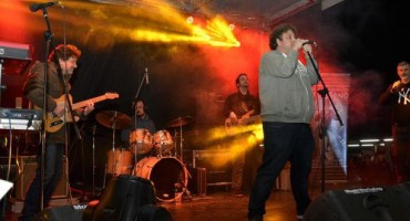 Svečano otvoren mostarski Zimski grad - 'Winterville by Coca-Cola'