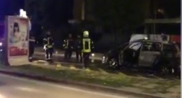Mostar: Zapalio se automobil blizu Španjolskog trga