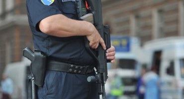 Velika policijska akcija u BiH: Uhićeno 12 osoba, među njima i policajac