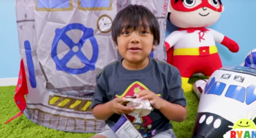  Najbogatiji youtuberi: sedmogodišnjak zarađuje 22 milijuna dolara video recenzijama igračaka 