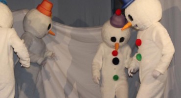 Obavijest o lutkarskoj predstavi 'Božićna priča'