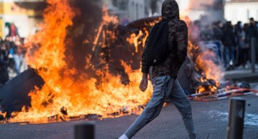 Francuska, nasilje, Neredi, prosvjed, prosvjed branitelja, prosvjedi u bih, prosvjedna šetnja, prosvjed studenata, prosvjedi policajaca, seljački prosvjed