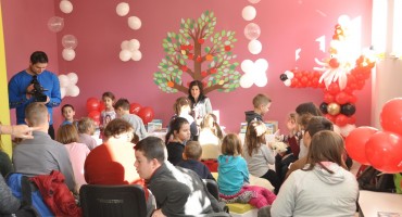 HT Eronet, Božićna bajka