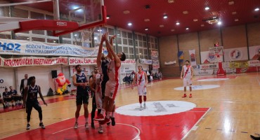 Večeras košarkaški Gradski derbi: SKK Student -HKK Zrinjski