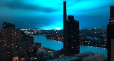 New York, eksplodirao transformator