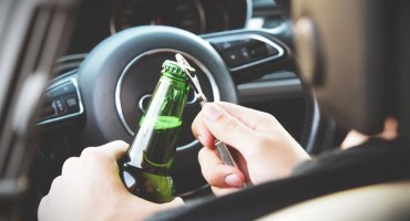 Građani BiH na alkohol, cigarete i automobile godišnje troše više od 2 milijarde KM