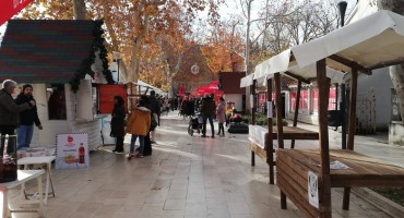 MOSTAR Zatvoren Zimski grad 'Winterville by Coca Cola'