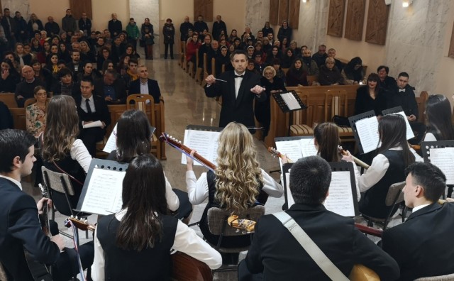 Održan svečani Napretkov koncert u franjevačkoj kapelici crkve sv. Petra i Pavla u Mostaru