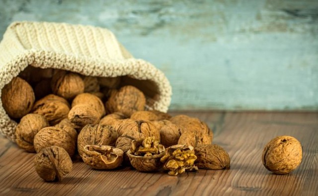  Želite li ostati zdravi i vitalni, svakodnevno jedite orašaste plodove 