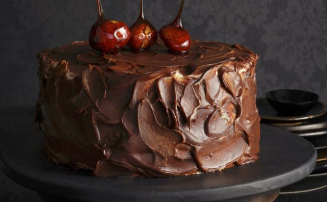 Sočna torta od kesten-pirea i čokolade 