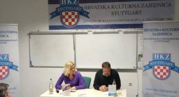 Mostarska kantautorica i pjesnikinja Daniela Škegro predstavila svoje knjige u Stuttgartu