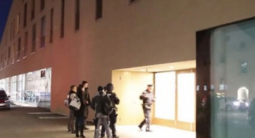 Graz: 26-godišnjak iz BiH pronađen s nožem u trbuhu