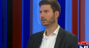 Niste dobro pratili što je Pernar izveo sa strančicom kojoj je donio milijun pa se danas iz nje ispisao? Šteta je propustiti