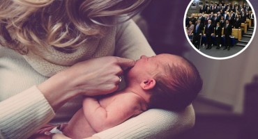 Političarke izdale 'obične' majke: Primaju 2.500 KM, a bile protiv 180 KM naknada