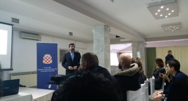 Održana radionica 'Zakonodavni okvir za reguliranje obiteljskog smještaja kroz primjere dobre prakse'