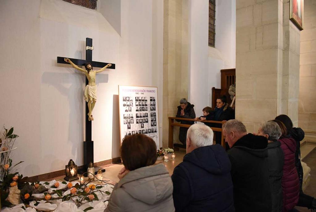 Široki Brijeg: Nastavljen molitveni program IX. dana pobijenih hercegovačkih franjevaca
