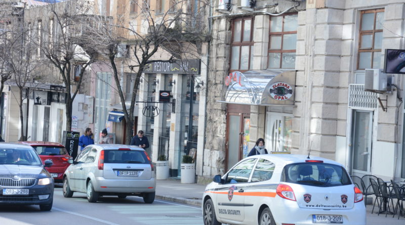 Mostarska policija traga za razbojnikom koji je odnio zlato vrijedno 50.000 maraka
