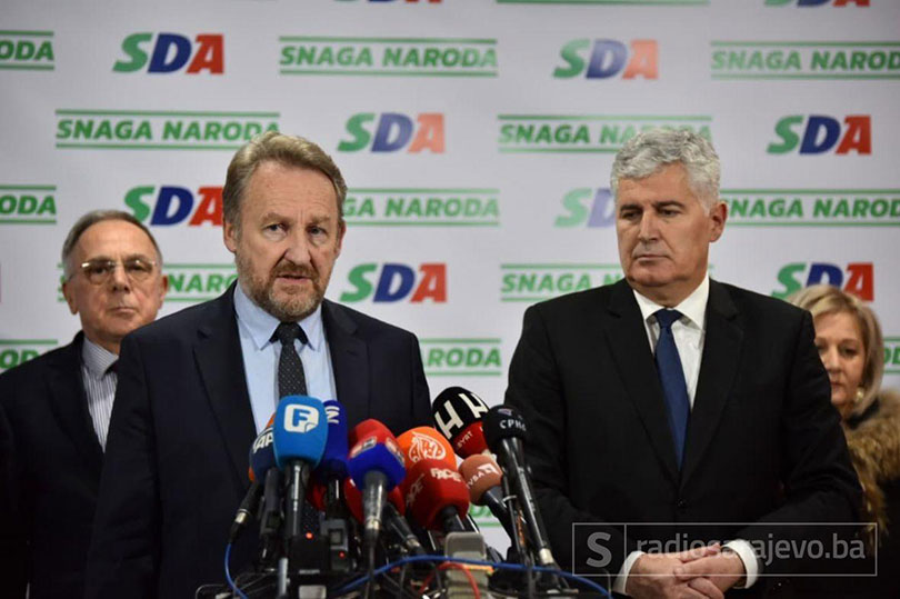 Čović u centrali SDA: Nikad više dva bošnjačka člana Predsjedništva