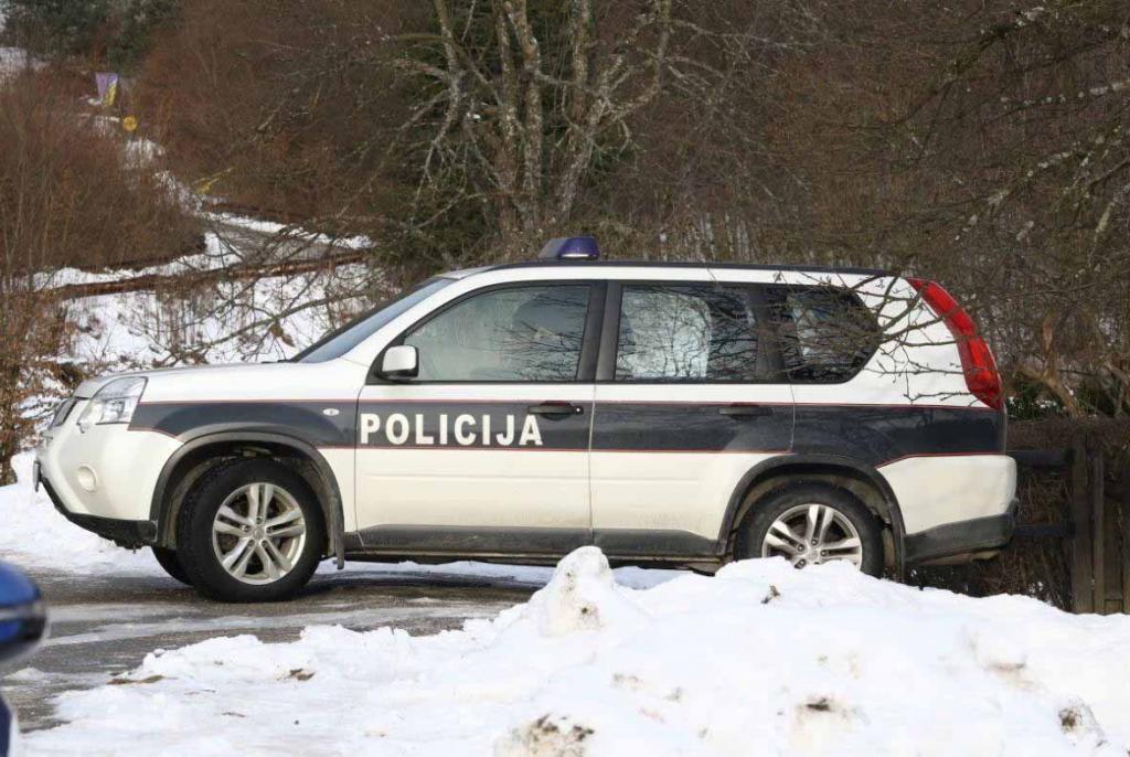 Edin Gačić se tijekom bijega najvjerovatnije krio u napuštenim vikendicama ili štali