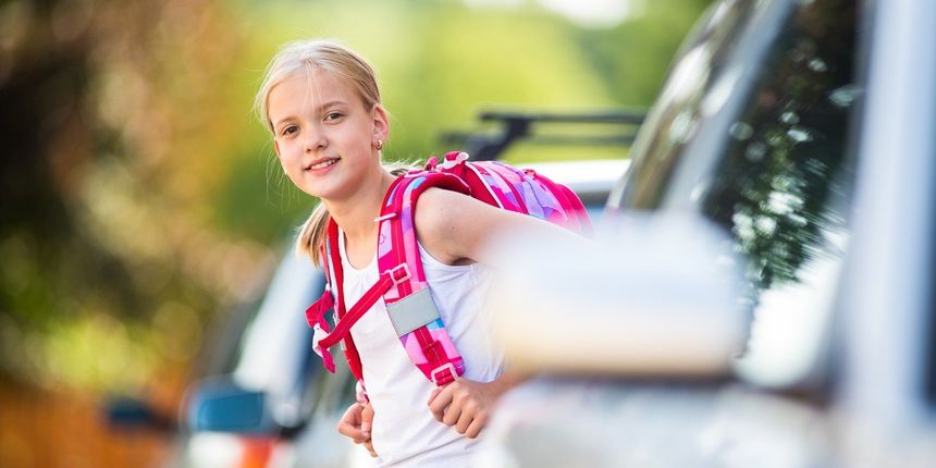Djeca mlađa od 14 godina ne bi smjela sama prelaziti cestu - evo zašto