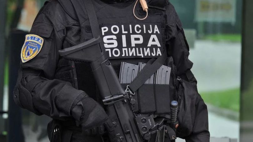 Predao se muškarac osumnjičen za proizvodnju i promet pola tone skanka