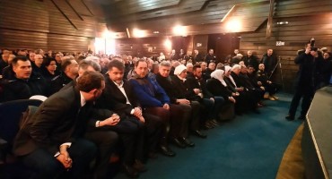 Mahire, brate, danas plačemo svi: Obitelj i kolege oprostili se od ubijenog policajca