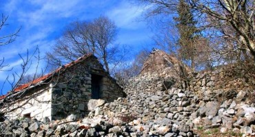 Priča iz Hercegovine: Stara kamena kuća