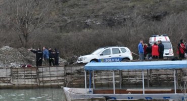Velika tragedija: Utopila se tročlana obitelj i mladić koji ih je pokušao spasiti