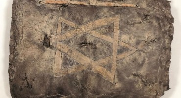 PISANA ZLATOM U Turskoj pronađena Biblija stara 1200 godina