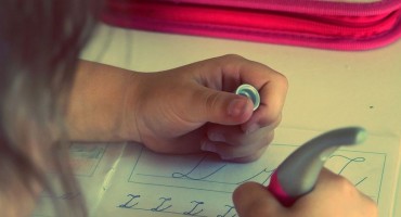  Djeca kojoj roditelji pomažu u učenju postižu bolje rezultate u školi 