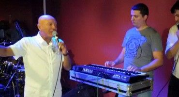 Sin klavijaturista Šabana Šaulića demantira njegovu smrt