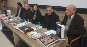 Mostar, Istinom do pomirbe.