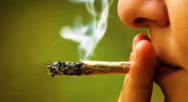 Švicarska provodi eksperiment, 5000 ljudi će legalno pušiti marihuanu