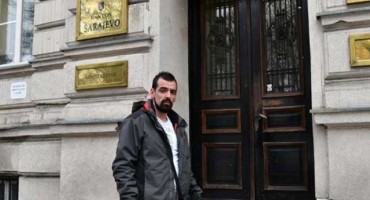 Sadmir Tarić tvrdi da je doveo policiju do Edina Gačića i traži nagradu