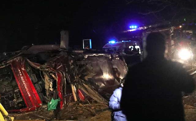 U prevrtanju autobusa u Makedoniji 14 mrtvih