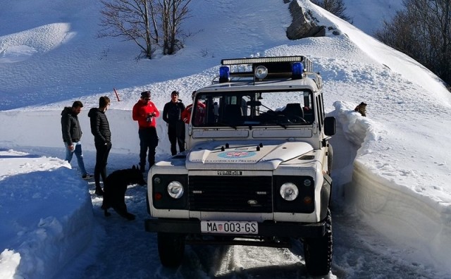 HGSS spasio izletnika koji se u tenisicama šetao po snježnom Biokovu