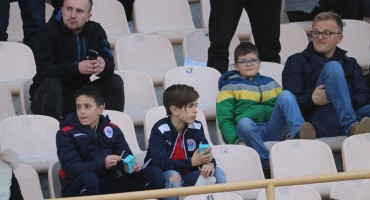 Stadion HŠK Zrinjski, FK Radnik Bijeljina