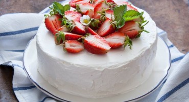 Recept za omiljeni voćni kolač koji se jede do zadnje mrvice