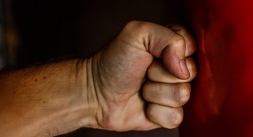 Široki Brijeg: Došao na odmor iz Njemačke, pa pretučen dok je čekao prijatelja