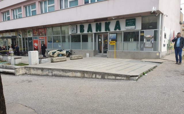 Mostar, pljačka, Mostar, pljačka