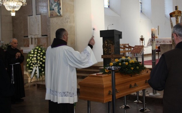 Široki Brijeg, sahrana