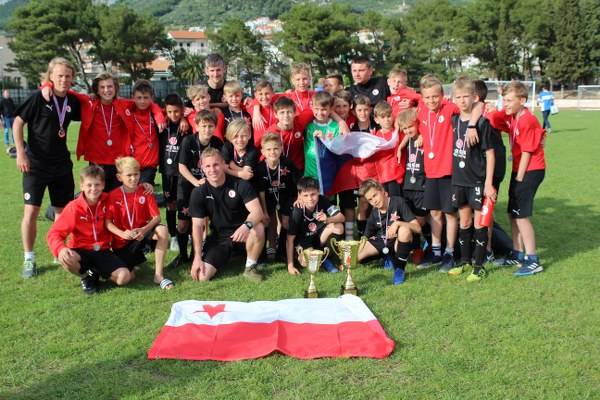 FOTO NK Osijek, HNK Hajduk i RNK Split - pobjednici Makarska kupa 2019