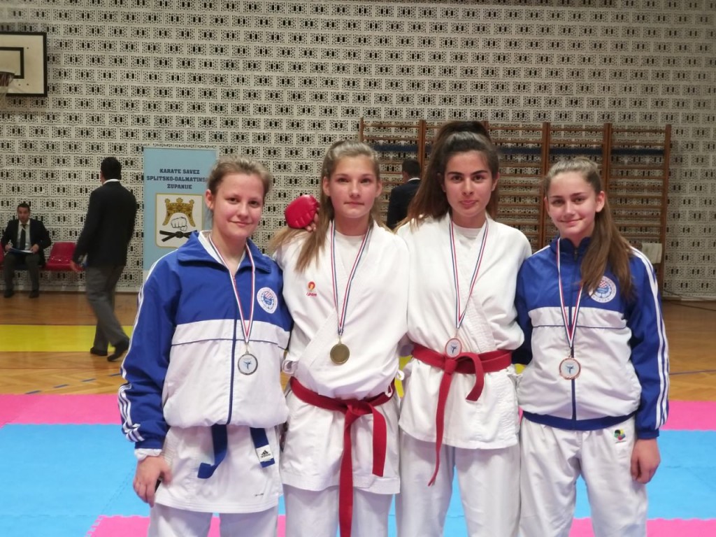 Karate klub Zrinjski odličan na Kupu Jadrana