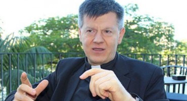 mons. Jozić
