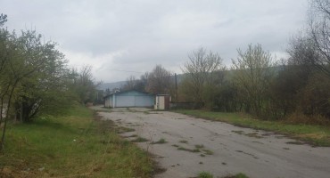 drvar, crkva