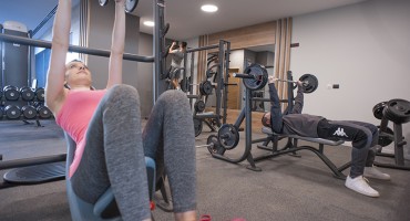 Možda biste se trebali upisati u teretanu: Ona će vas učiniti sretnijim nego novci!