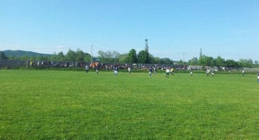 Samo u BiH: Utakmica prekinuta jer je navijač pucao iz vatrenog oružja 