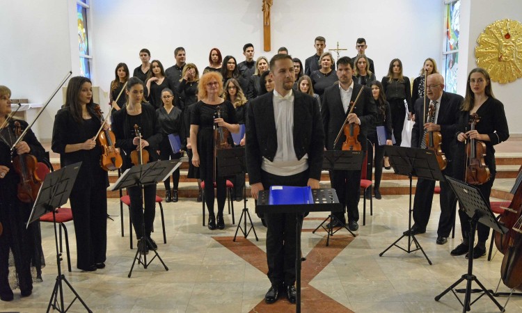 Mostar: Simfonijski orkestar i zbor 'Benedikt' priredili vrhunski glazbeni spektakl