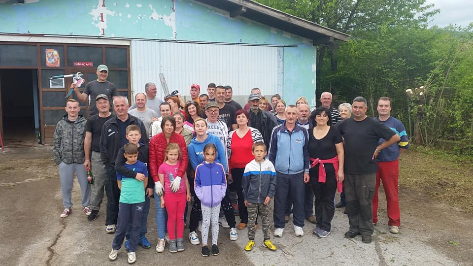 Župljani očistili novo crkveno zemljište u Drvaru